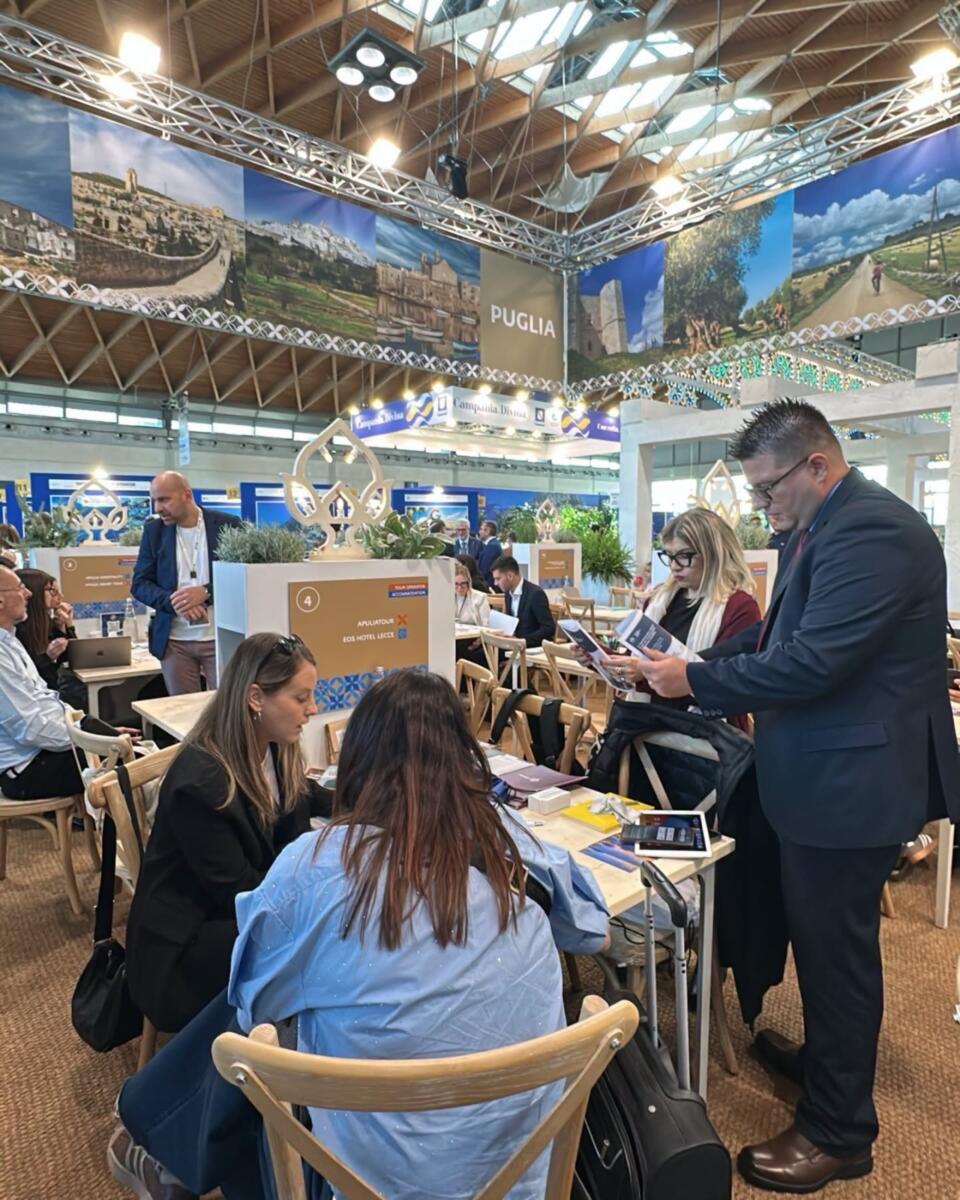 Turismo, la Puglia vola a 18 milioni di presenze: boom di stranieri nei primi 8 mesi del 2026 Turismo, la Puglia vola a 18 milioni di presenze: boom di stranieri nei primi 8 mesi del 2026