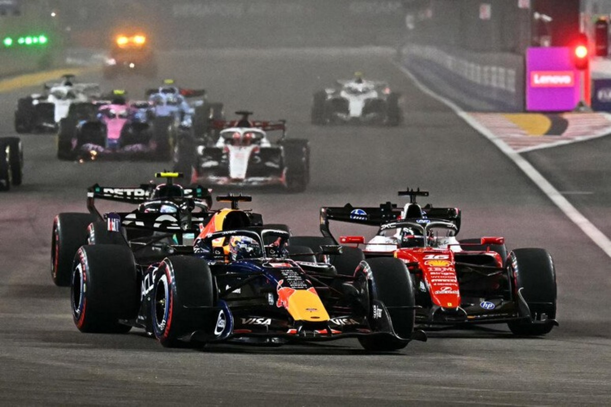 Formula 1, Verstappen trionfa nel Gran Premio di Singapore davanti a Leclerc e Antonelli Formula 1, Verstappen trionfa nel Gran Premio di Singapore davanti a Leclerc e Antonelli