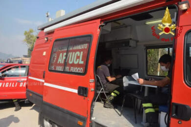 Agrigento, auto si scontra con un tir: muoiono quattro operai che stavano andando al lavoro